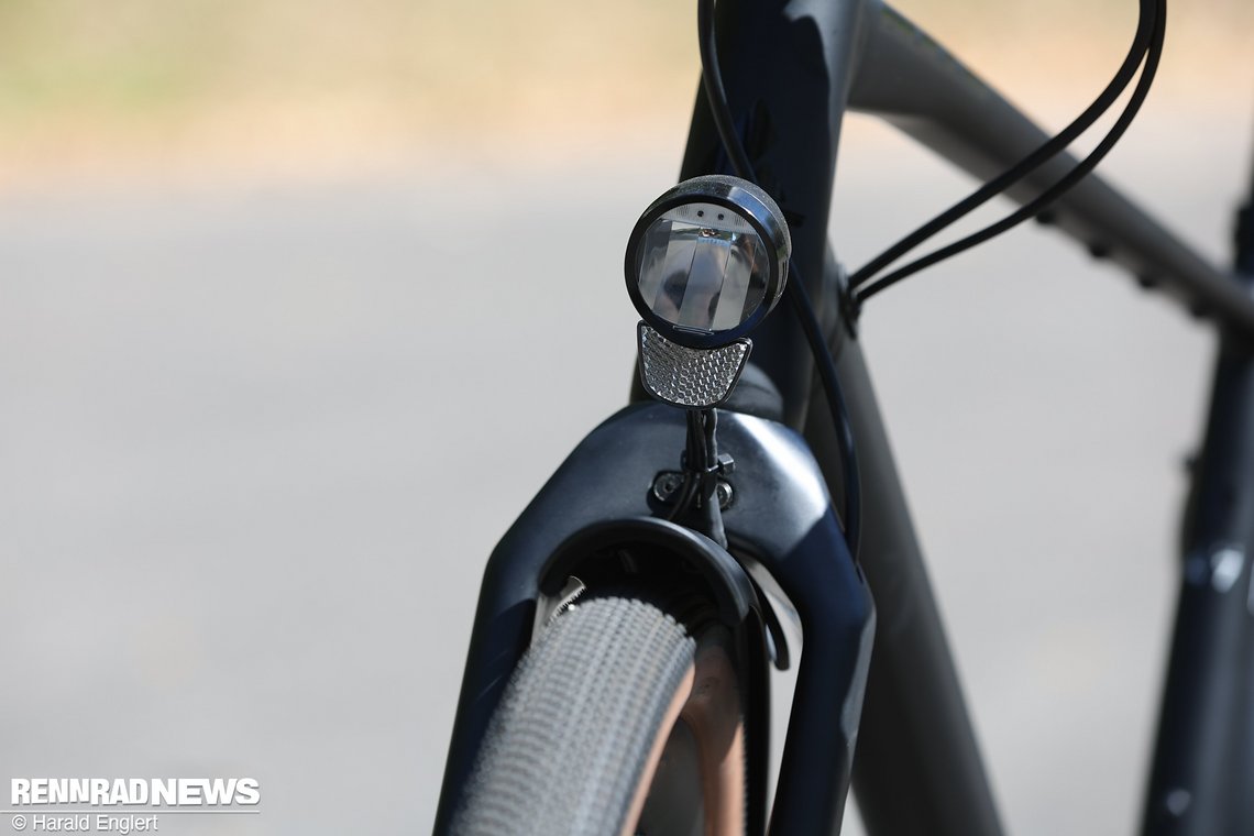 ...wie eine ordentliche Beleuchtung inklusive Nabendynamo.