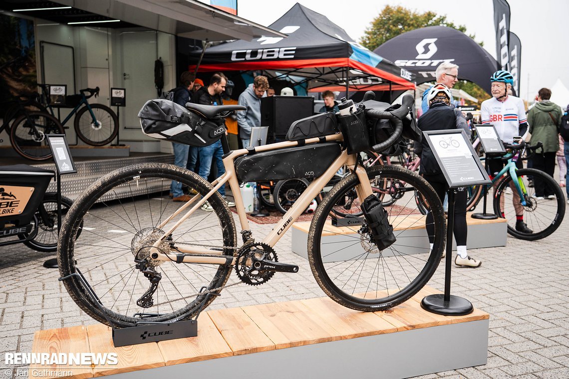 …und neue Farben beim Cube Nuroad HPA 2025.