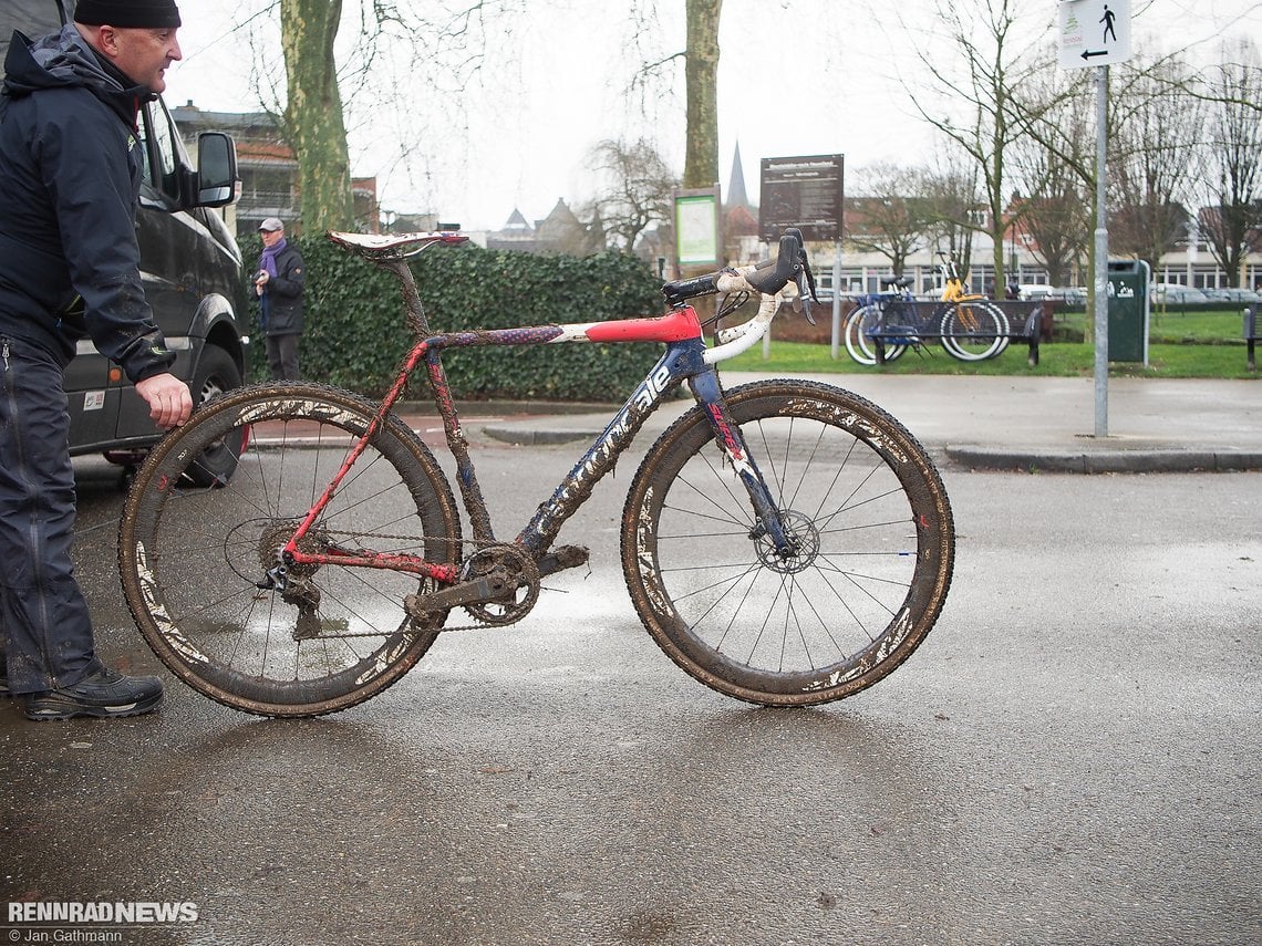 Stephen Hydes Cannondale SuperX