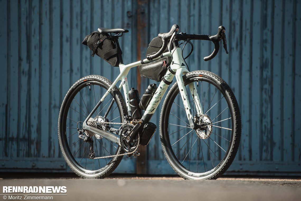 Im Bikestage-Video erfahrt ihr mehr über die Bikepacking-Taschen – ein „Ausprobiert“-Bericht folgt.