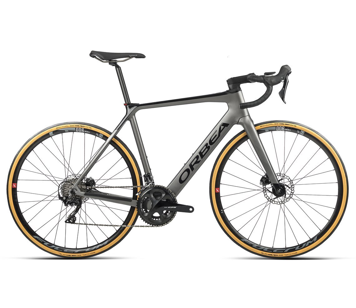 Orbea Gain M30 mit mechanischer Shimano 105 2x11