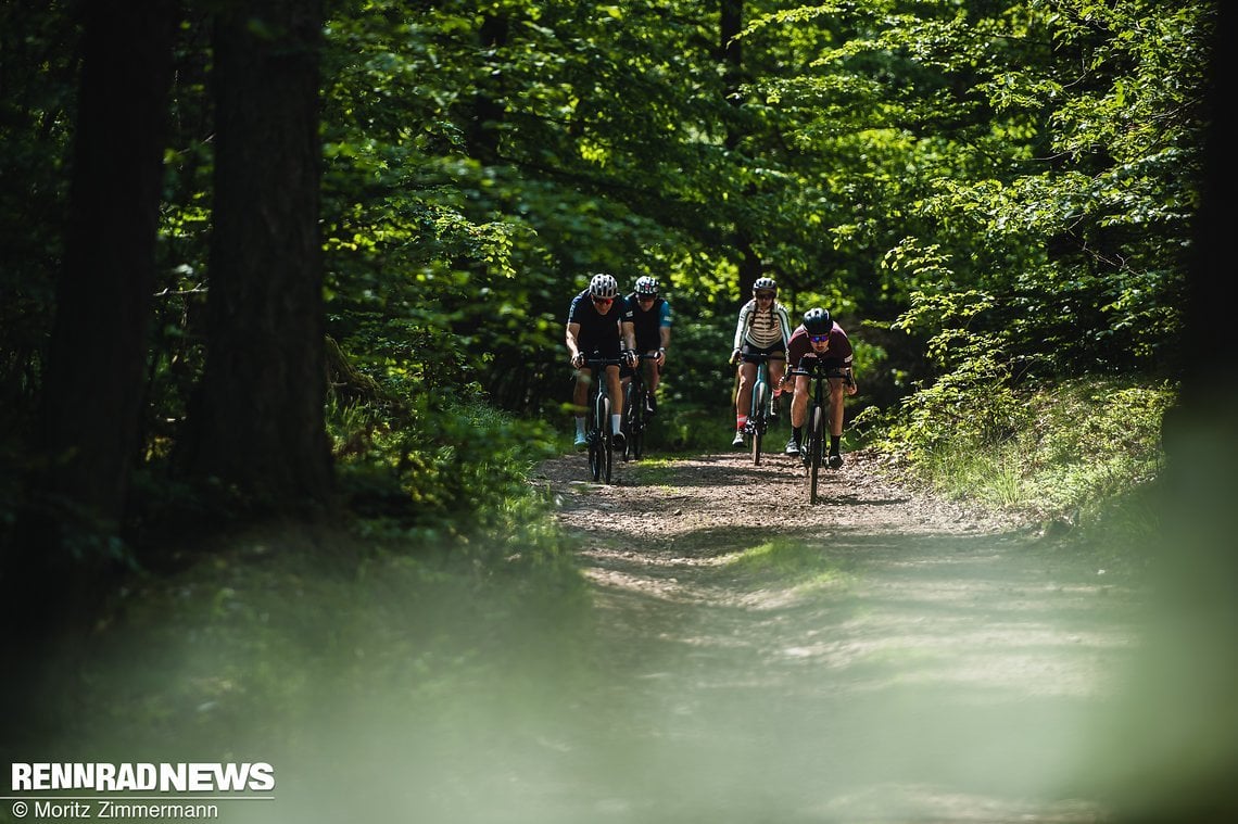 E-Gravel Bikes eignen sich perfekt für gemeinsame Touren