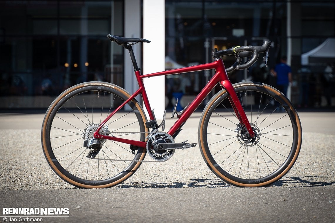 Das Fara Cycles F/AR ist ein Rennrad der jüngeren Allroad-Generation