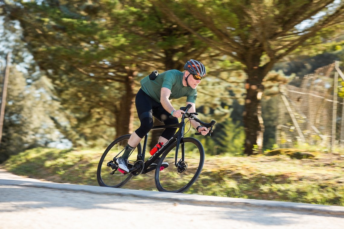 Der Umstieg vom Orbea mit SRAM Force AXS im Bild auf ein Mietrad löste einen Aha-Effekt aus