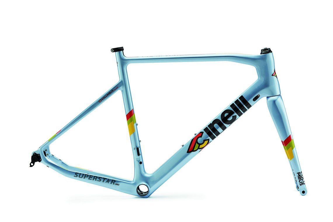 Das Cinelli Superstar Disc gibt es in einem Blauton, der an das legendäre Laser erinnert...