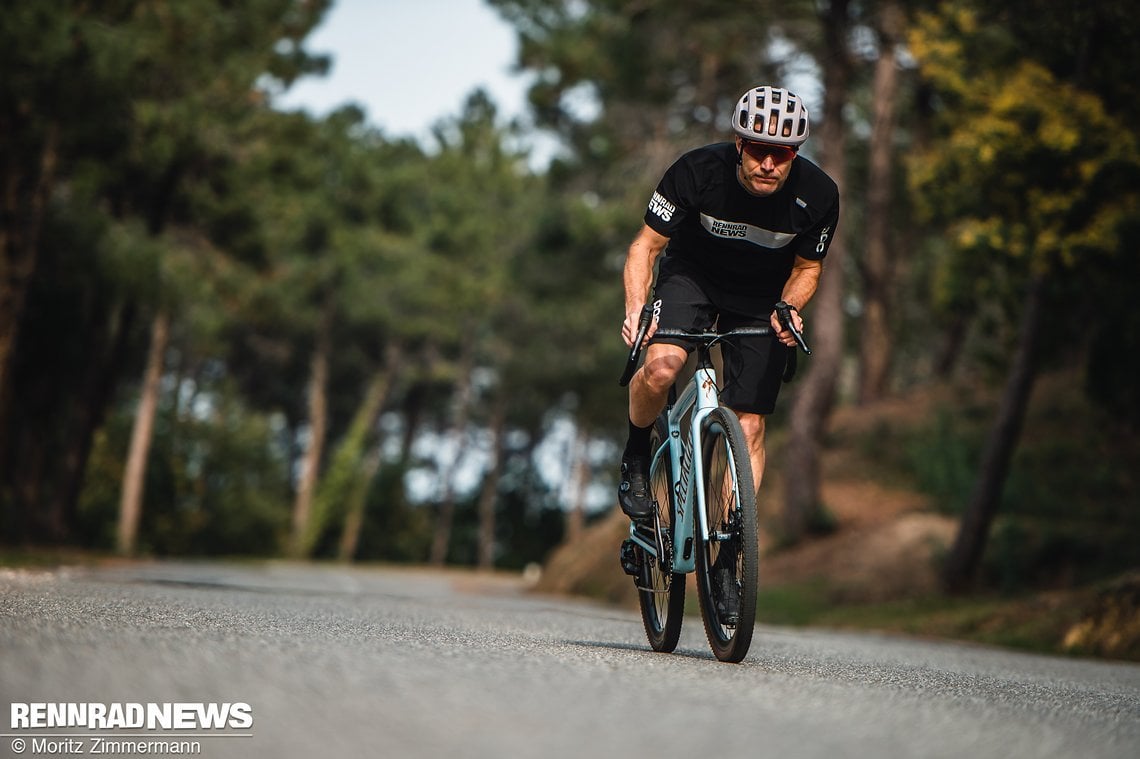 Das Specialized Diverge Expert Carbon macht auch auf Asphalt richtig Spaß