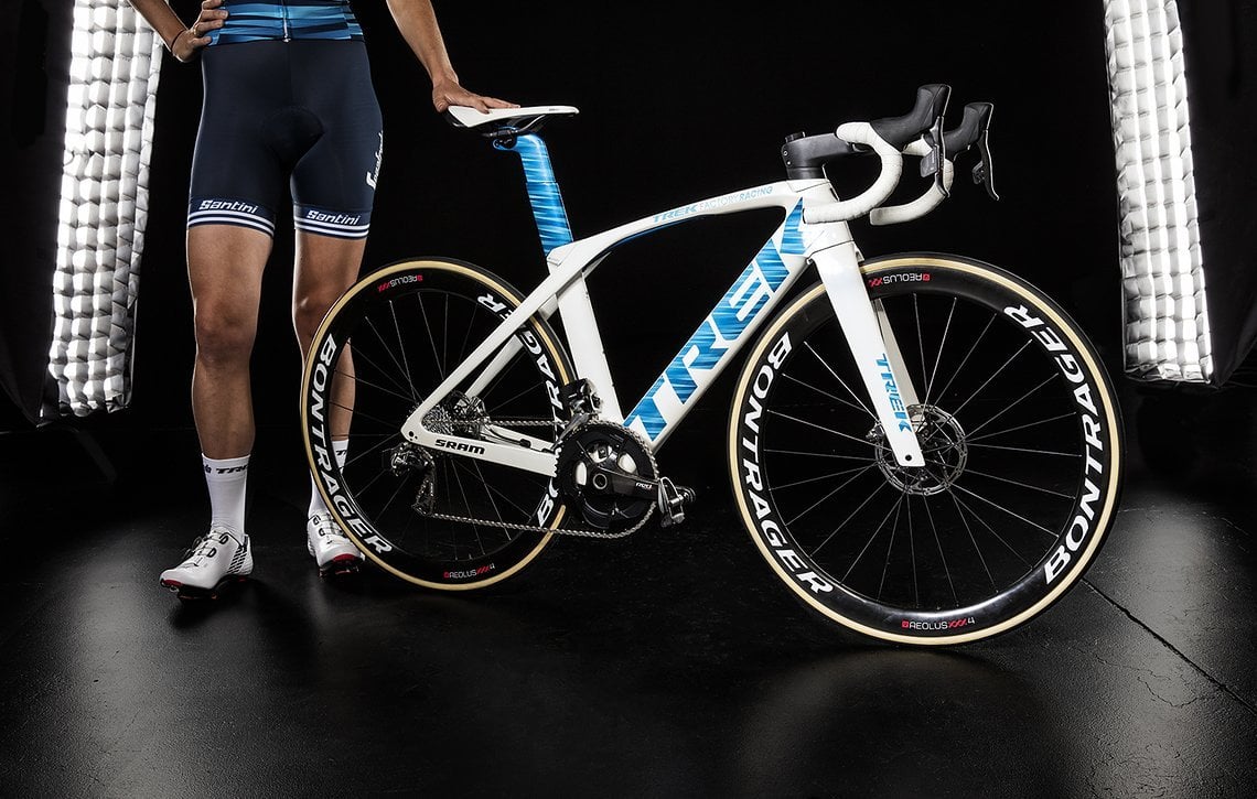 Trek Madone Disc der Trek Segafredo Frauen Mannschaft