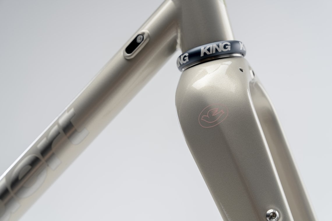 Alle Rahmen werden mit einem Chris King Steuersatz ausgestattet. Alle Rahmen werden mit einem Chris King Steuersatz ausgestattet.