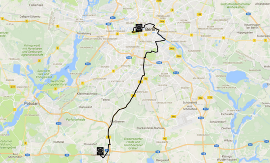 Mehr als 600 Fahrerinnen und Fahrer aus über 25 Nationen fighten bei den RAD RACE FIXED42 World Championships um die inoffizielle Weltmeisterschaft für Fixed Gear. Mehr als 600 Fahrerinnen und Fahrer aus über 25 Nationen fighten bei den RAD RACE FIXED42 World Championships um die inoffizielle Weltmeisterschaft für Fixed Gear.