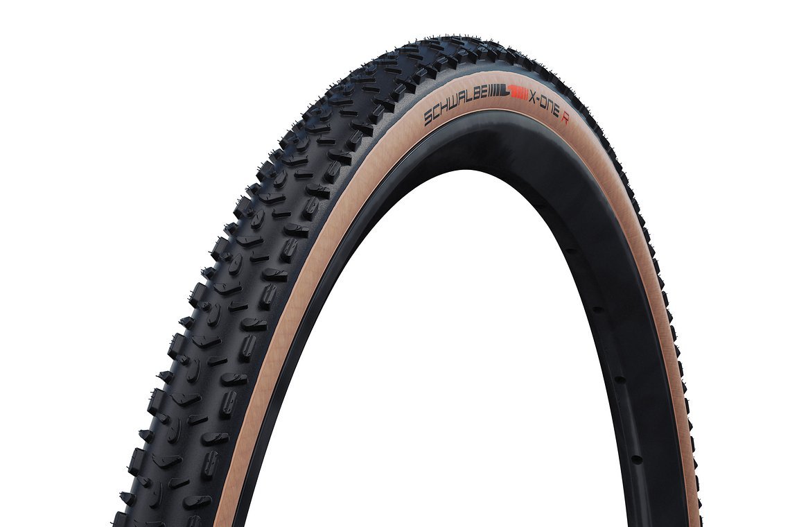 Das Cyclocross-Pärchen bilden der Schwalbe X-One R und …