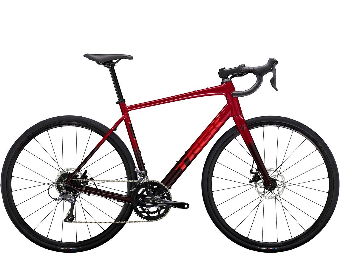 Das neue Trek Domane AL2 – mechanische Bremsen und 8-fach Claris.