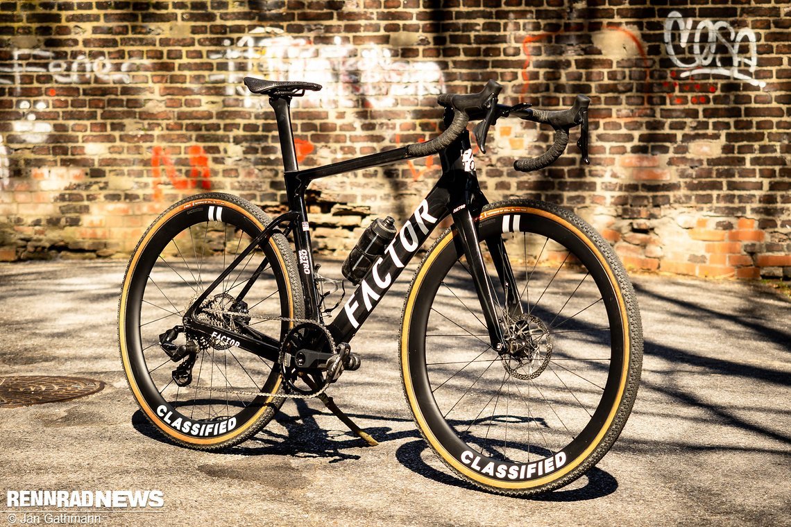 Gut kombiniert: Das Factor Ostro Gravel mit TRP Vistar Powershift sieht nicht nur schnell aus.
