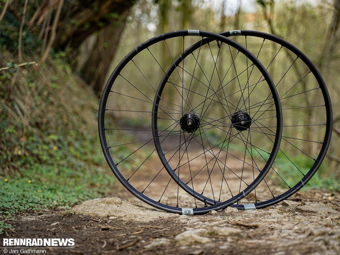 Crankbrothers gewährt auf den Synthesis Gravel Carbon-Laufradsatz eine lebenslange Garantie.