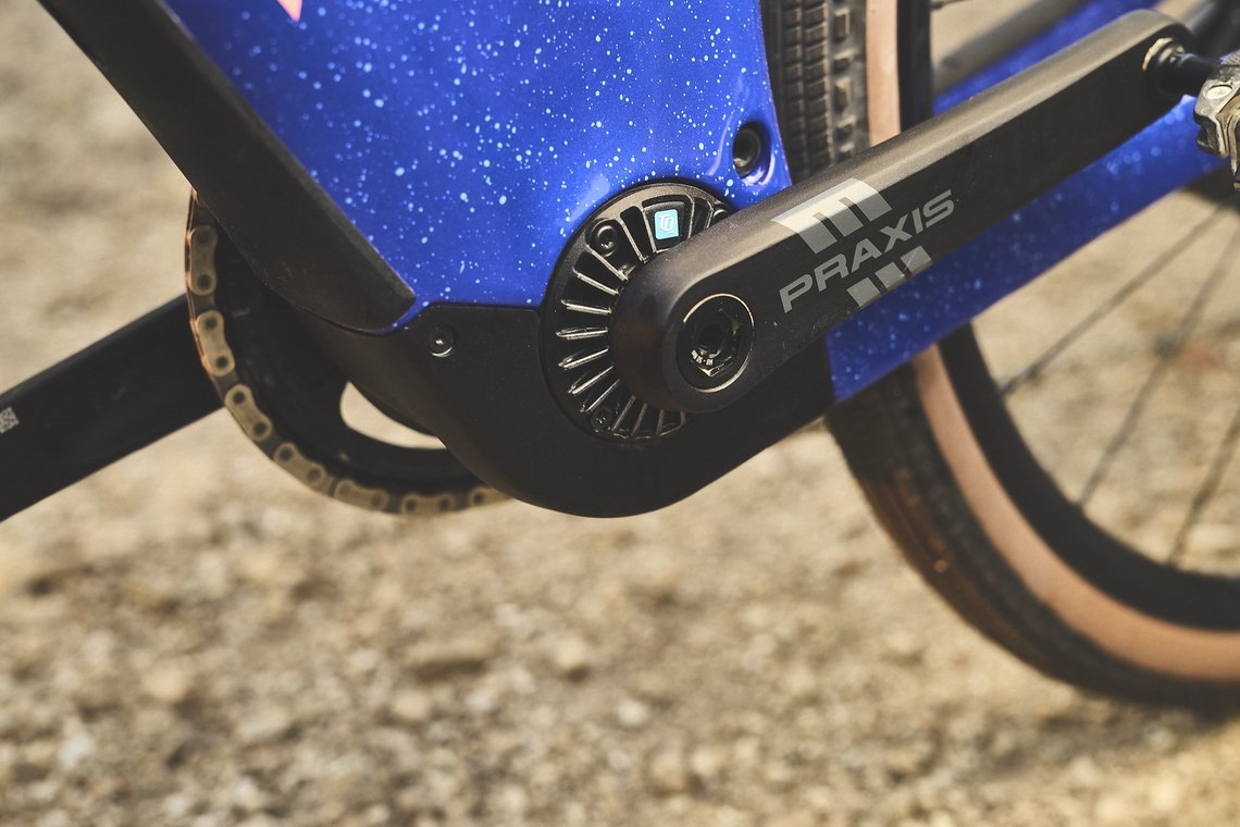 Der unscheinbare Motor leistet 350 Watt und bis zu 60 Nm Drehmoment.