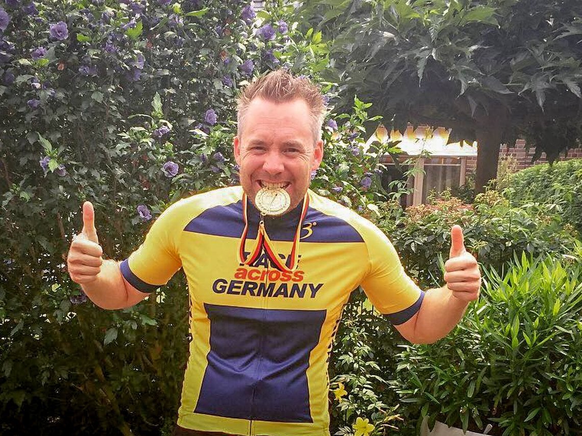 Ein Finisher Trikot, das sich nur wenige überstreifen