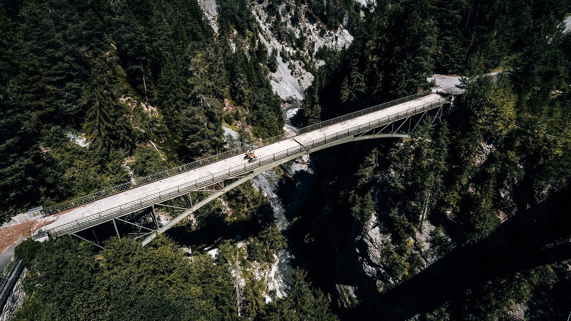 Brücke bei Versam in der Rheinschlucht