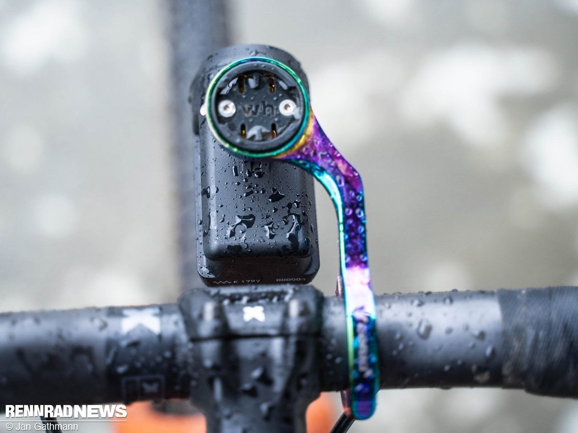 Das Gehäuse benötigt einen Abstand von 4,3 cm zwischen GoPro Aufnahme und Lenker.