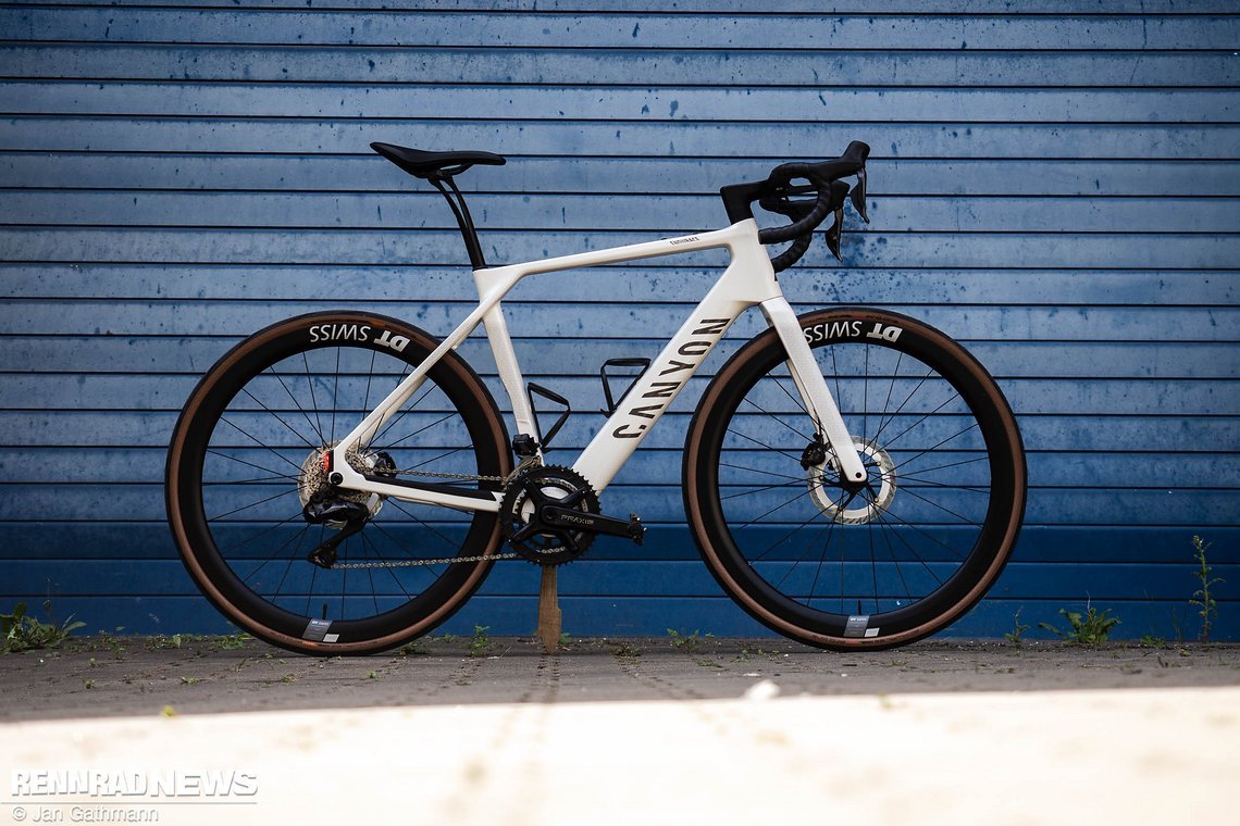 Das neue Canyon Endurace:Onfly weckt Lust auf mehr E-Rennradfahren.