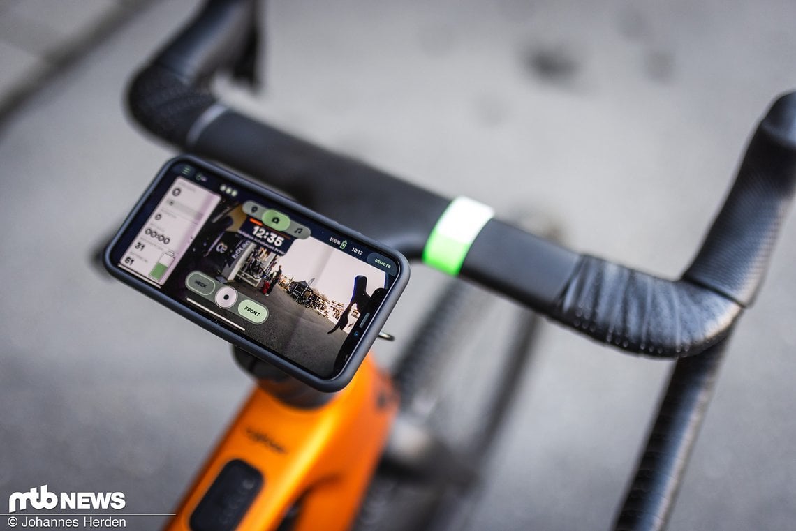 Das Cyklaer ist ein sogenanntes „Connected Bike“ und fährt seinen eigenen Internetanschluss mit herum