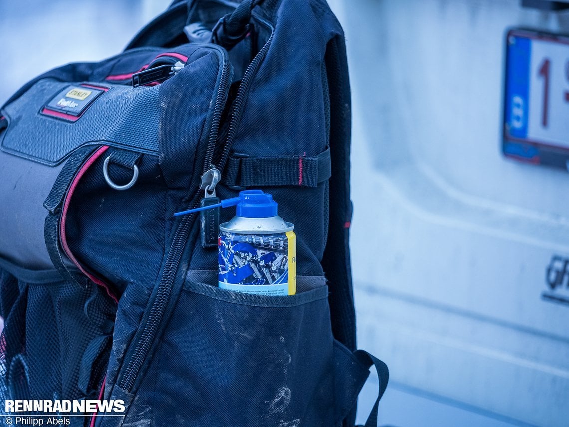 Enteiser gehörte zur Sicherheit in den Mechaniker Rucksack