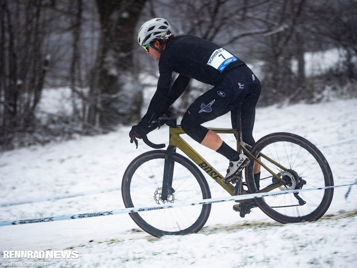 Man kann auch auf einem Gravel Bike in die Top10 fahren