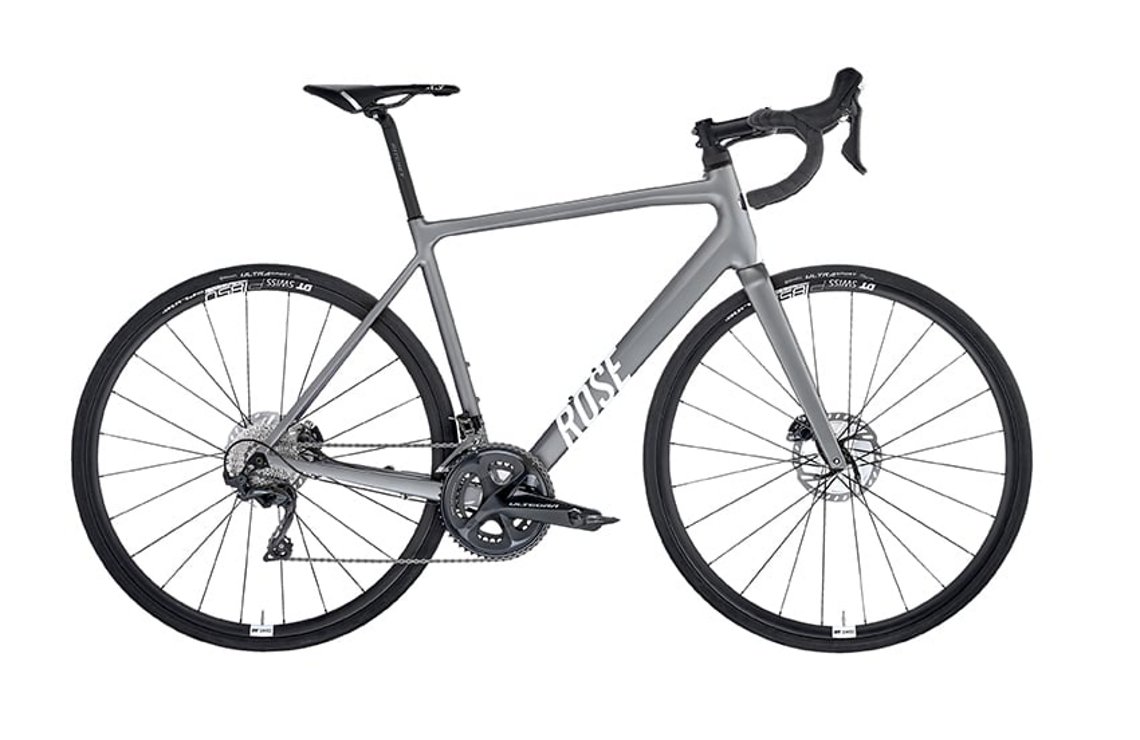 Es gibt zwei Disc-Modelle mit Shimano Ultegra und Shimano 105 2x11...