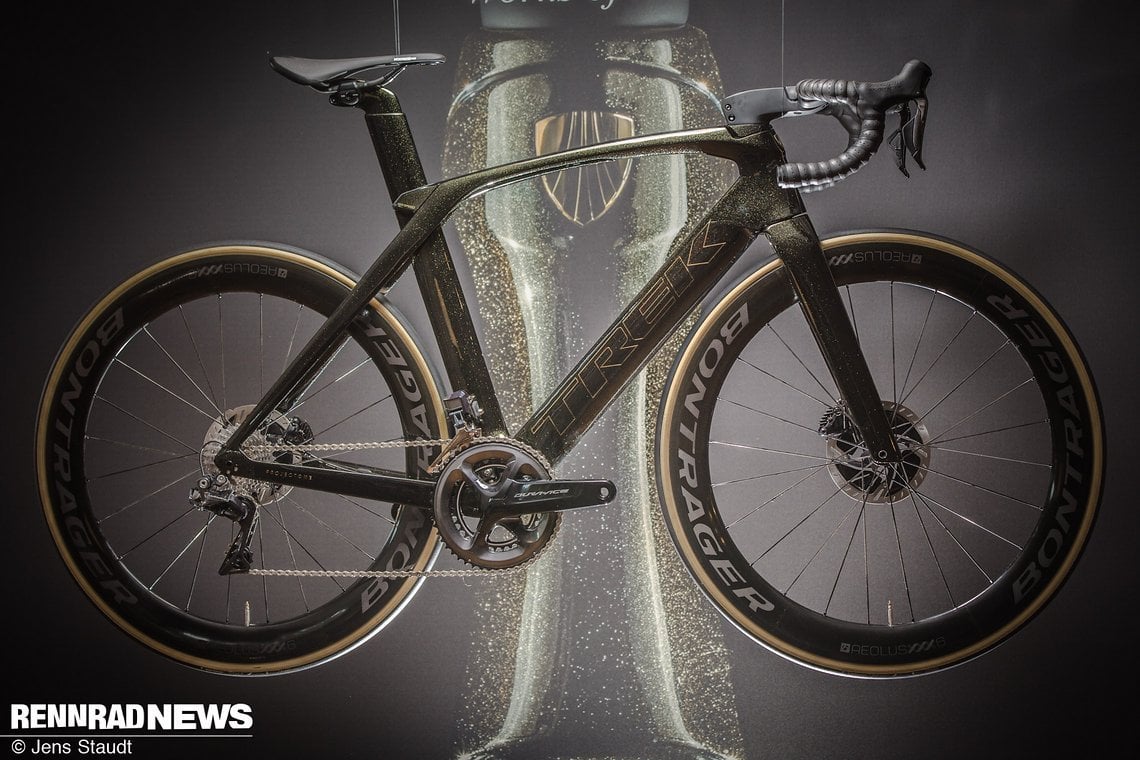 Madone Project One in Black Gold