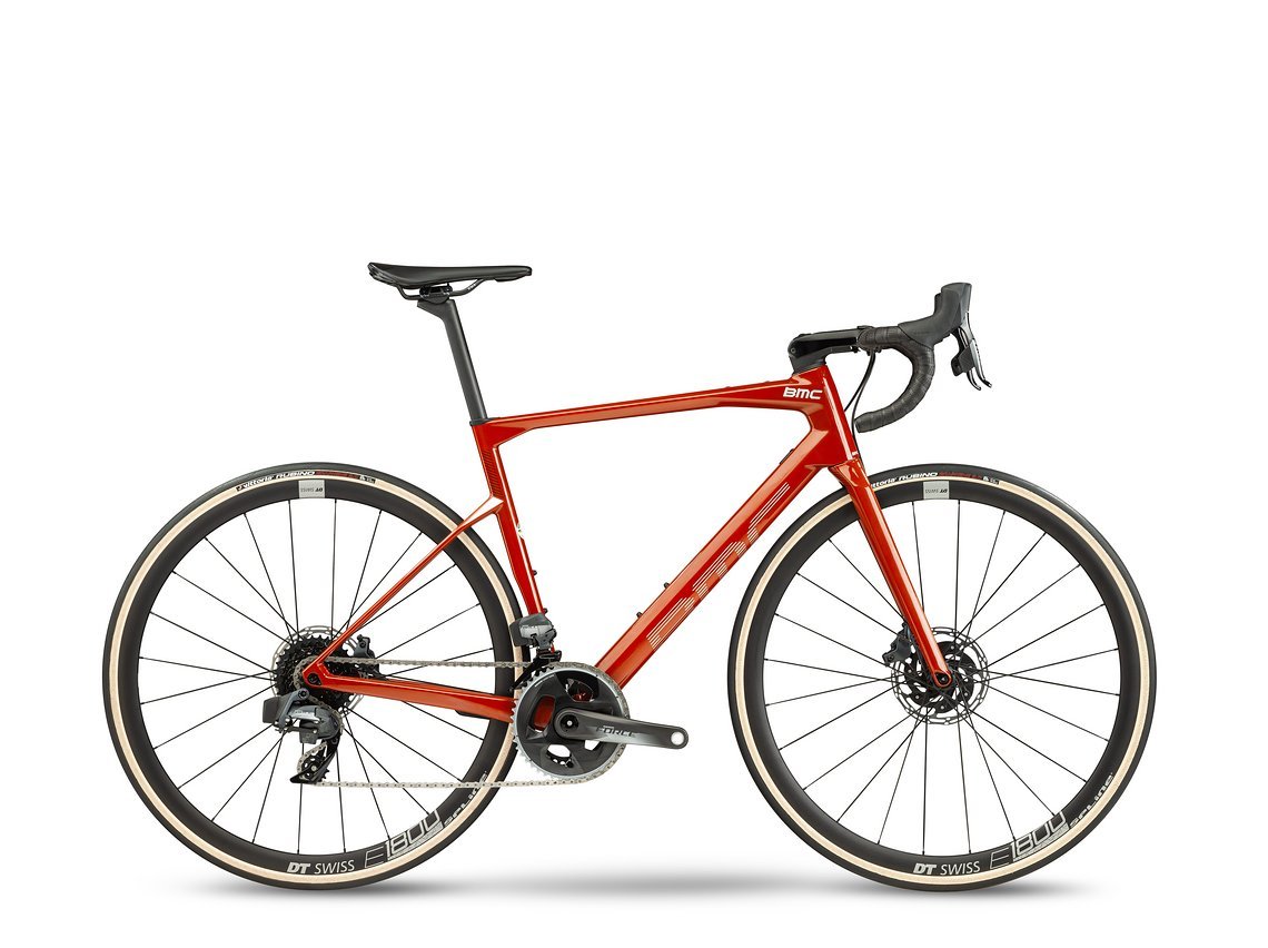 Die BMC Roadmachine ist ein eher race-orientiertes Endurance-Bike