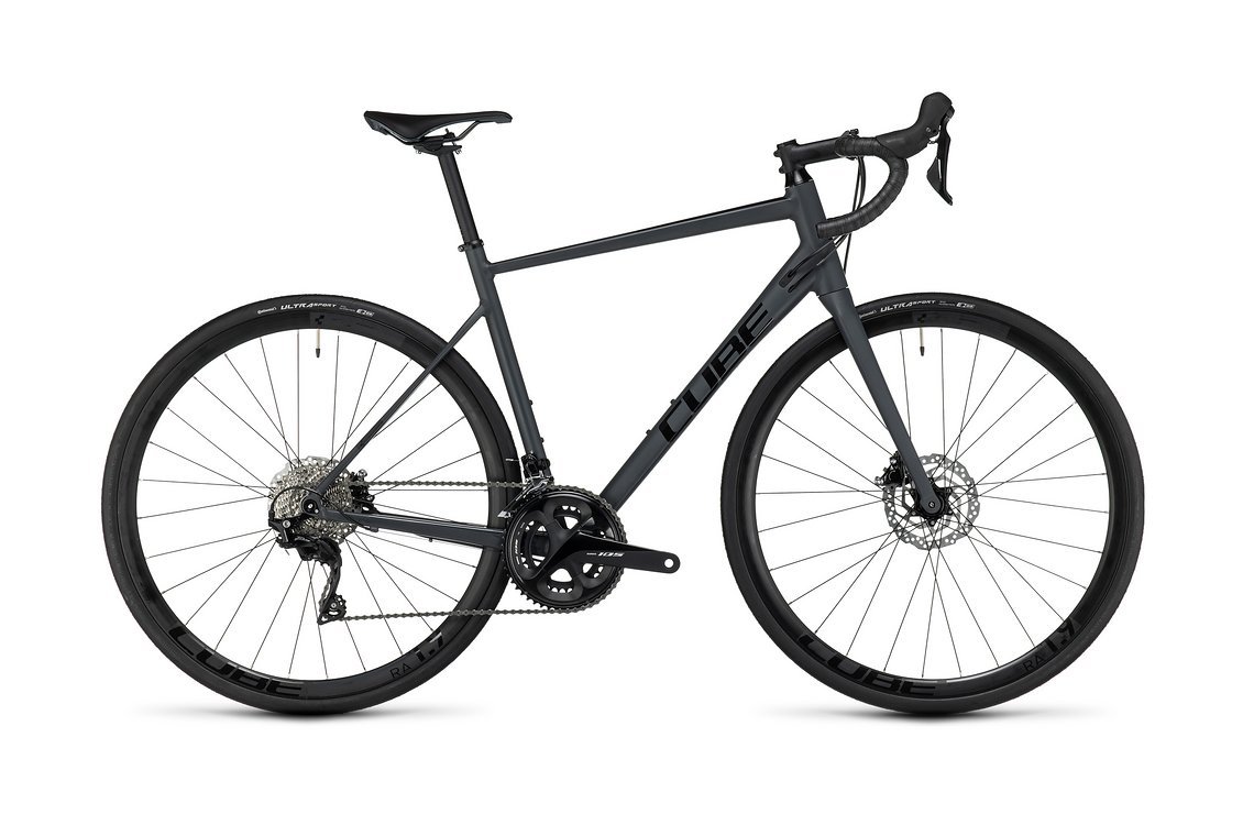 Das Cube Attain SLX – Shimano SLX und Scheibenbremsen.