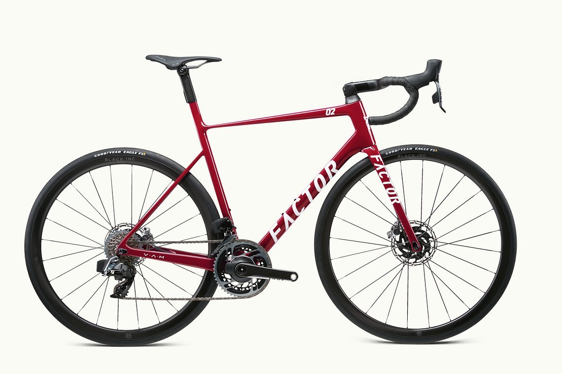 Das Factor O2 VAM Premium Complete, SRAM Red eTap AXS + Quarq Powermeter für 11.699 €