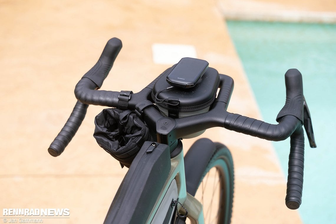 Das ist das neue CP0050 Cockpit, das an allen Escape Modellen zu finden ist.