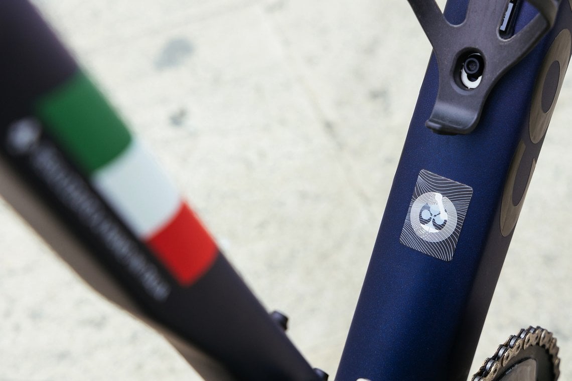 Im Colnago NFC-Tag ist der digitale Besitzer-Ausweis hinterlegt.