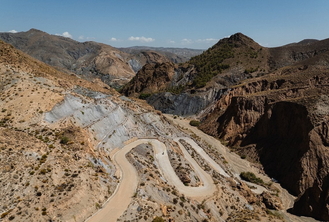 Als Italo-Western Kulisse beliebt, als Schauplatz für ein Ultracycling Event eine Herausforderung: Die Tabernas Wüste und die Gorafe Wüste in Spanien sind die Heimat von Badlands.