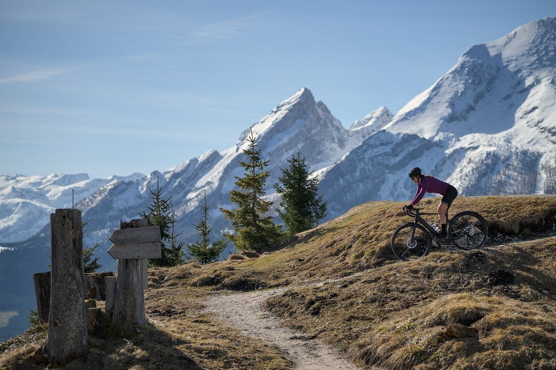 Die Allroad-Geometrie soll für Gravel-Touren …