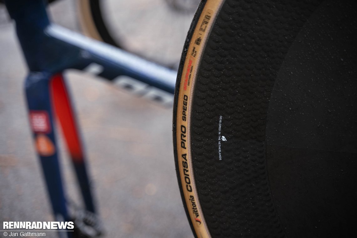 Hier ist der Vittoria Corsa Pro Speed montiert – einer der schnellsten Reifen überhaupt.