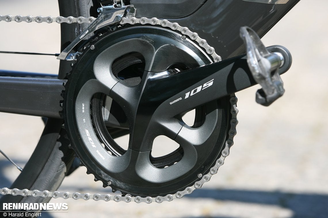 Die mechanische Shimano 105 funktioniert problemlos und läuft auch recht leise