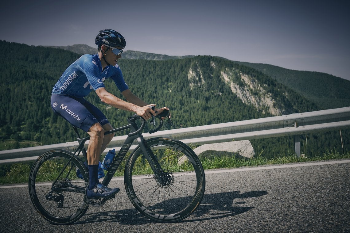 Team Movistar war vor dem CFR auf dem Ultimate CF SLX Disc unterwegs