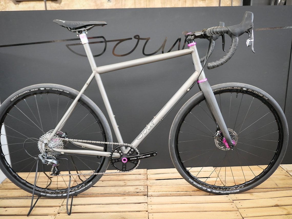 Clueless All-Road-Racer mit Stahlrahmen von Sour Bike