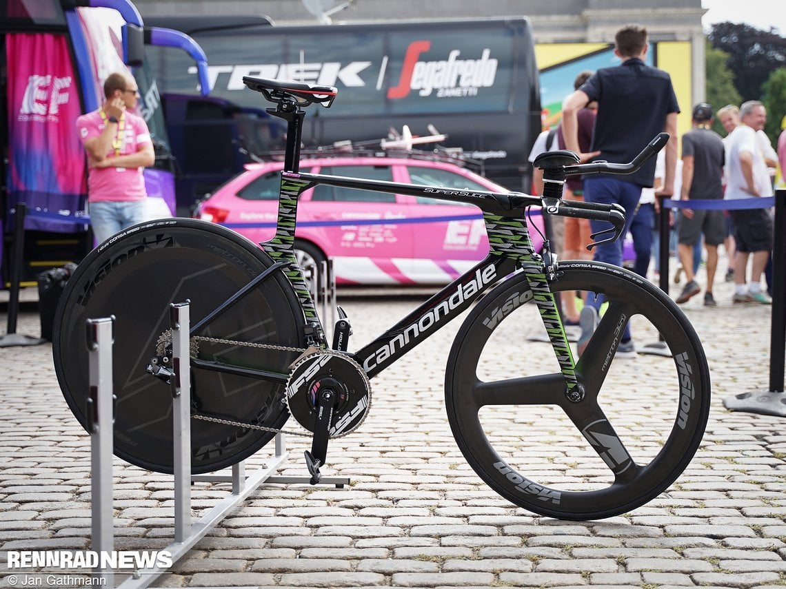 Das Cannondale Slice ist eines der älteren Zeitfahrräder im Peloton