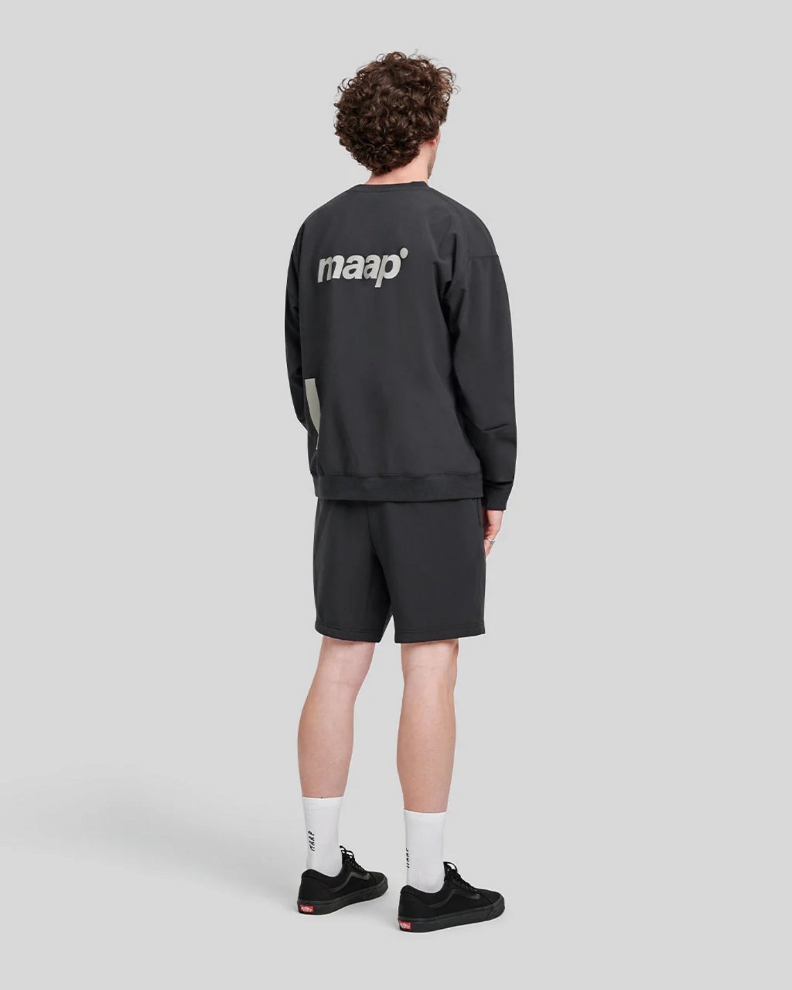 MAF017 BLK TrainingCrew Black PDP SPECS 01 DESKTOP VARIANT 02