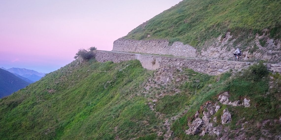 Sonnenaufgang auf der strada dell'Assietta.