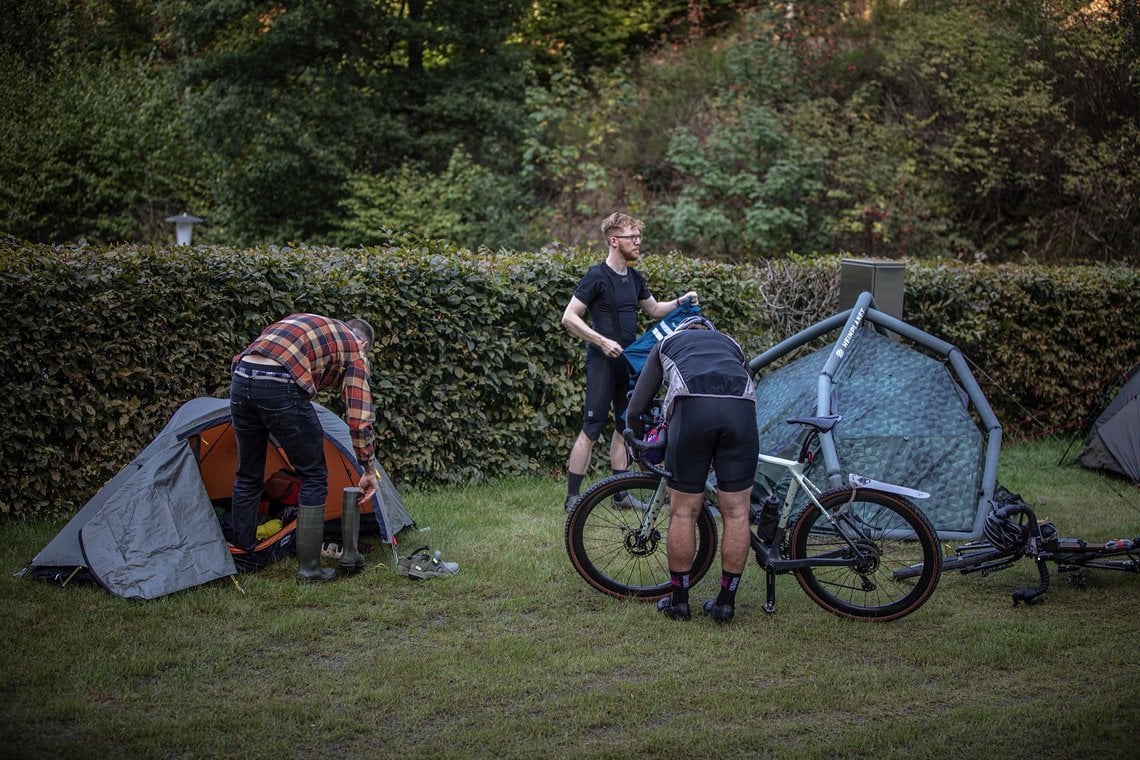 Die Stimmung im Camp war trotz Feuchte fröhlich.