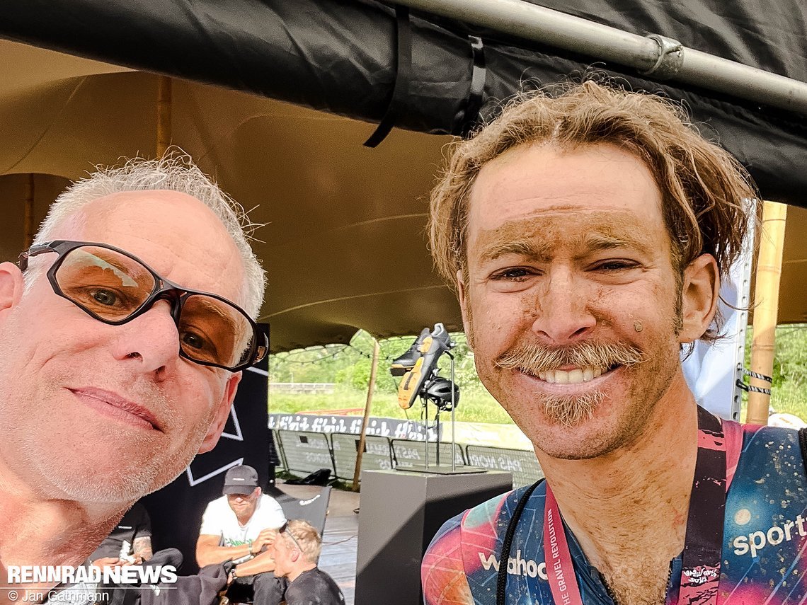 Für Selfies mit Profis ist das Gravel Festival an den 3 Tagen ohnehin ein guter Ort, danke Pete Stetina.