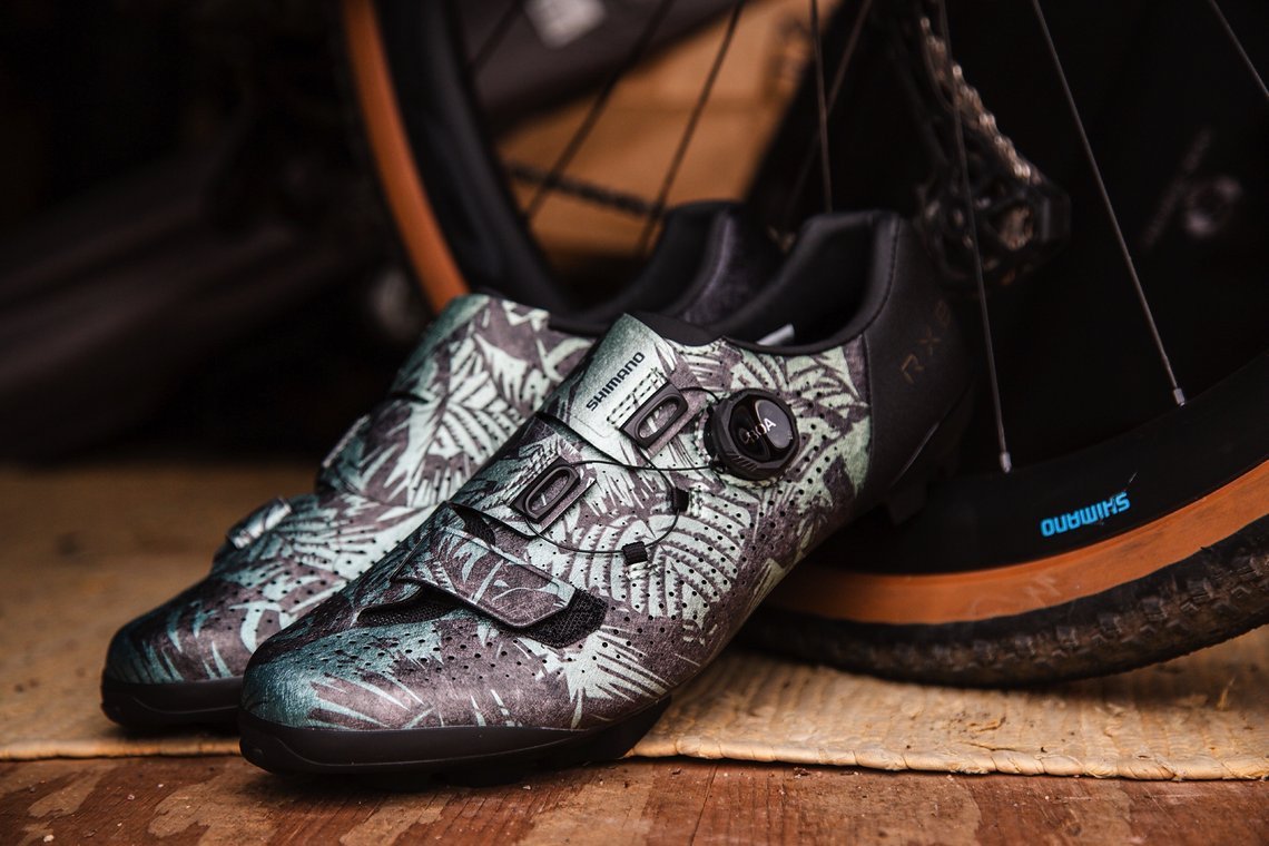 Der Shimano RX8 Gravel Schuh wurde überarbeitet