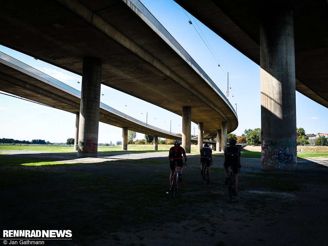 Nein, es geht noch nicht auf die Brücke...