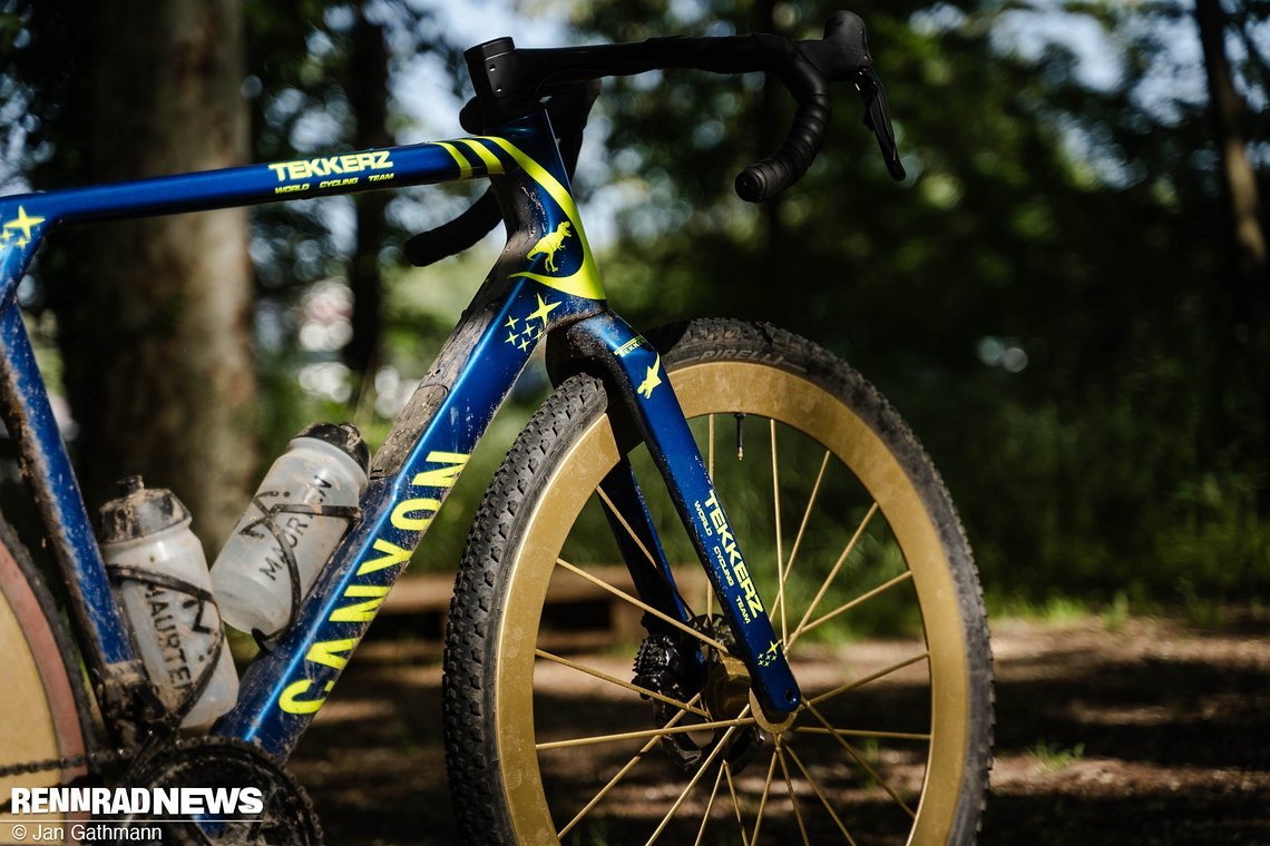 traka gravel II-298