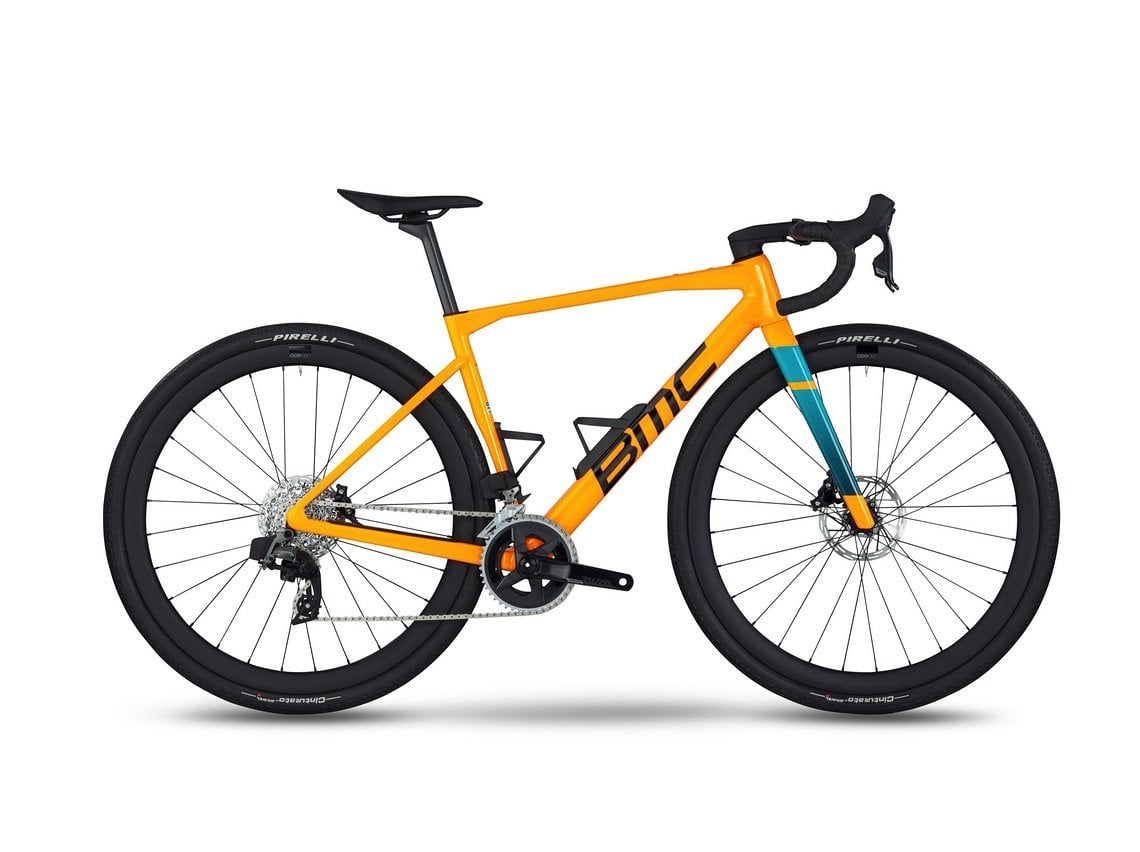 BMC Kaius Two mit CRD-400 Carbon Laufrädern und SRAM Rival 2-fach Gruppe