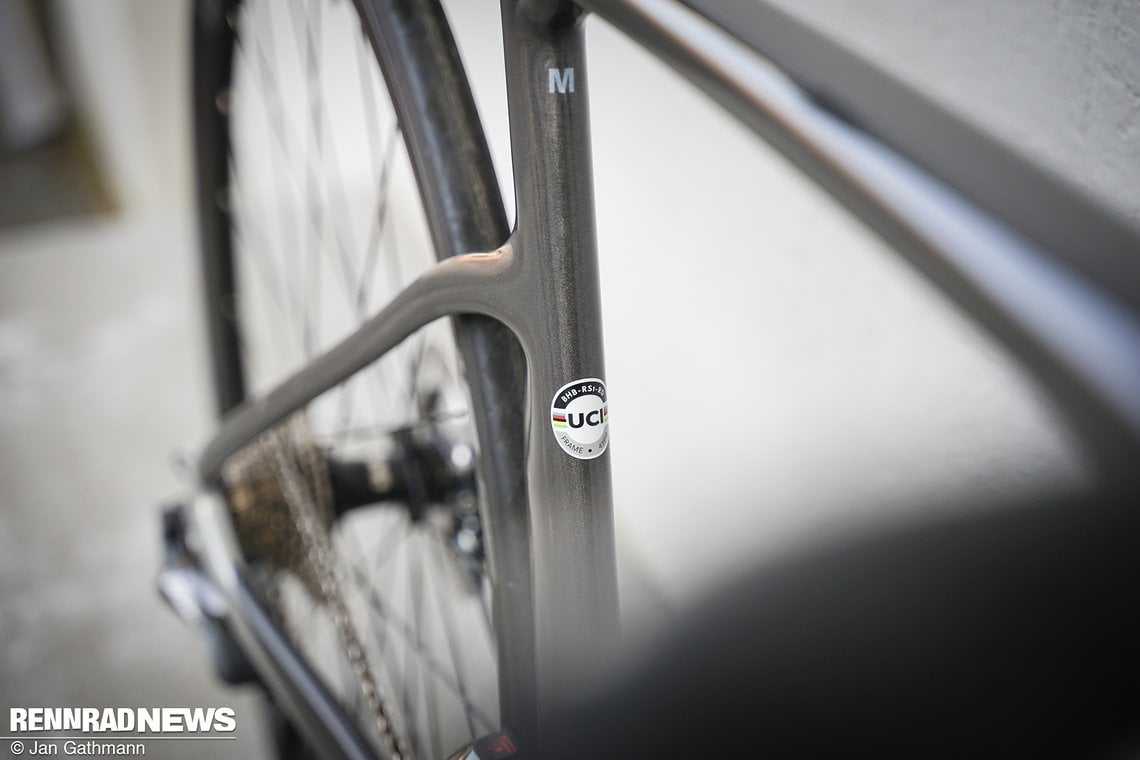 ...besitzt auch die UCI-Zulassung für Straßenrennen.