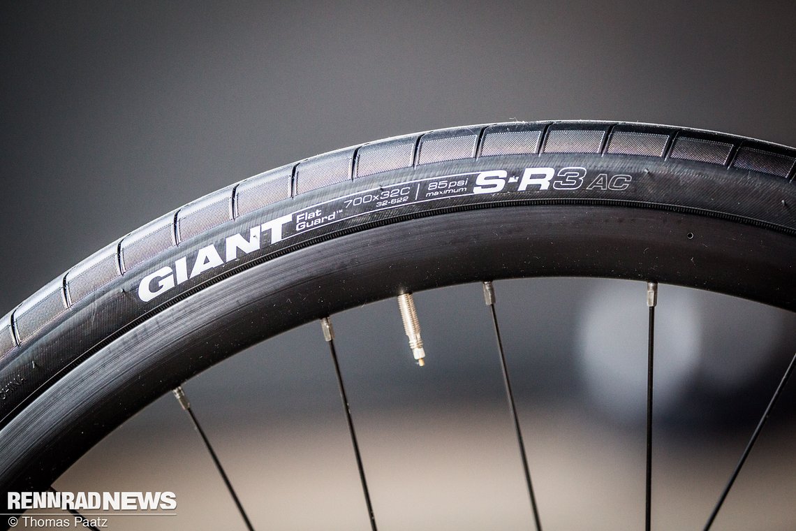 Tubeless Reifen in 32 mm Breite bringen Vielseitigkeit