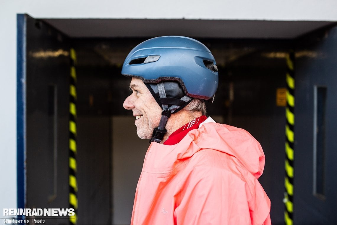 In manche Helme lassen sich wärmende Einsätze einkletten